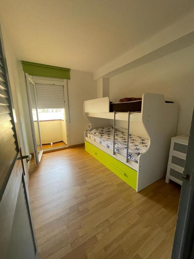 Apartament Piso Delante De Mar L' Escala Zewnętrze zdjęcie